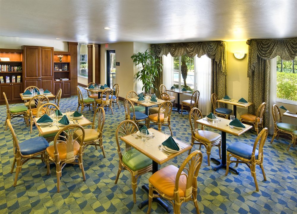ฮอว์ทอร์น สวีท บาย วินด์แฮม เนเปิลส์ Hotel ภายนอก รูปภาพ
