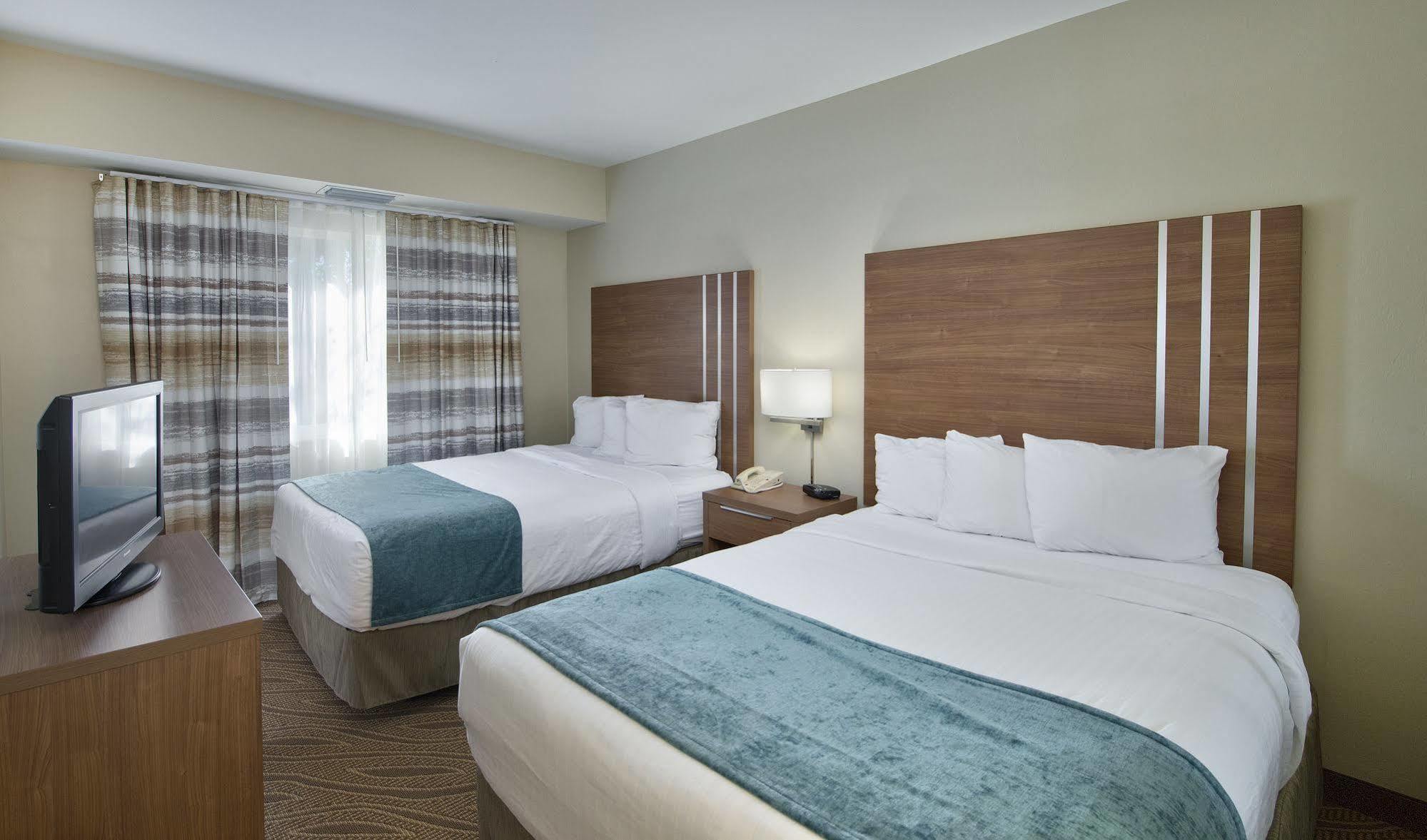 ฮอว์ทอร์น สวีท บาย วินด์แฮม เนเปิลส์ Hotel ภายนอก รูปภาพ